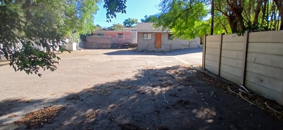 18 Bedroom Property for Sale in College Hill Eastern Cape